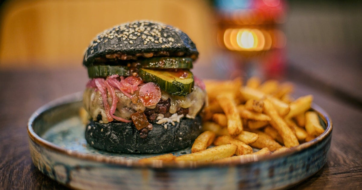 HELVADERE delivery from Shirley / Wickham - Order with Deliveroo