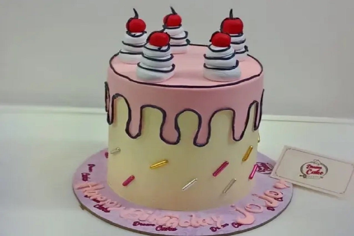 comic cake 3