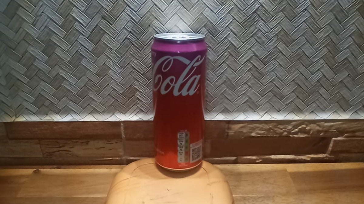 Coca-Cola Cherry — Süper Berlines Kebab