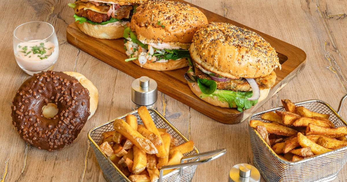 Mashkool Wahad Shay - Al Wahda delivery from Al Dhafrah - Order with Deliveroo
