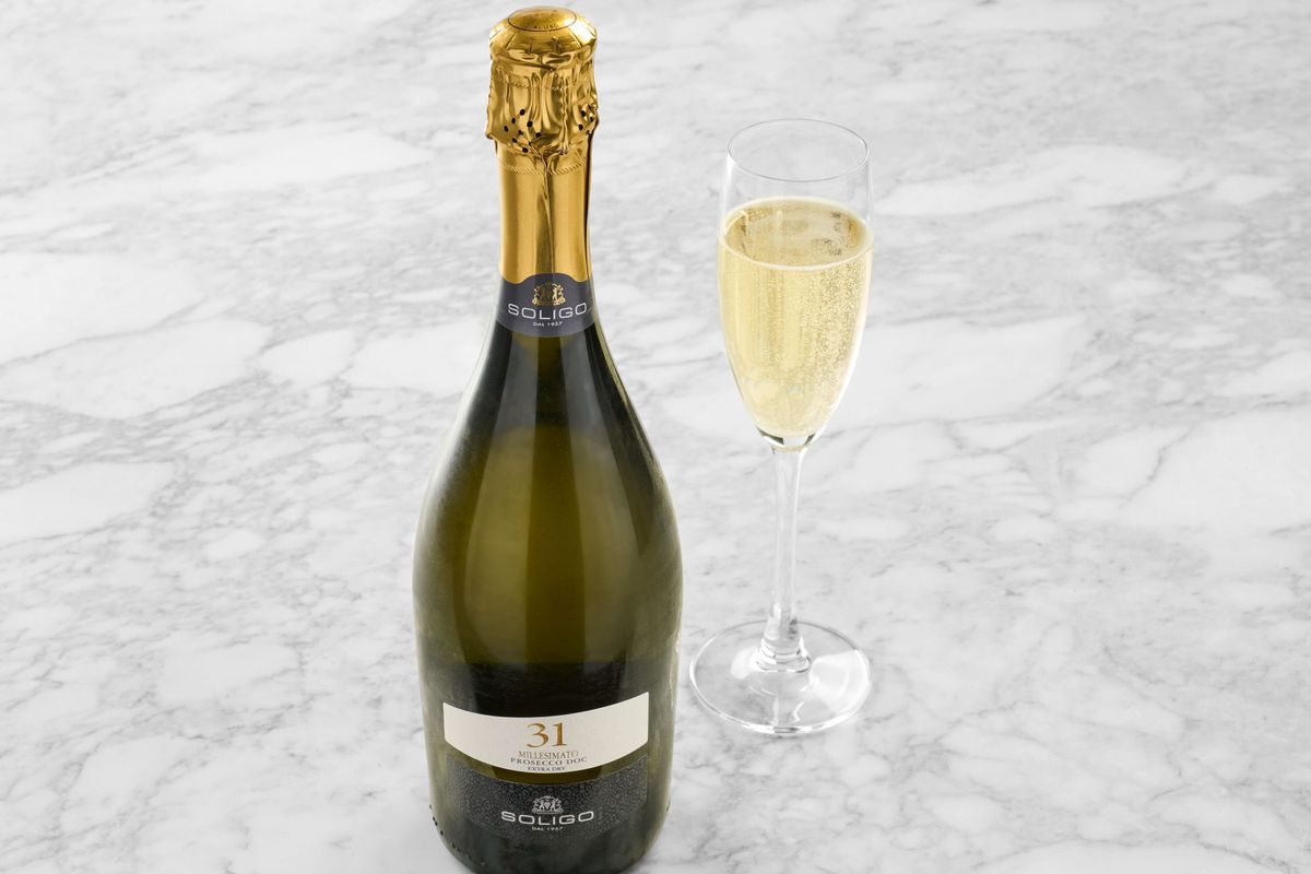 Prosecco (750ml) Veneto, Italy