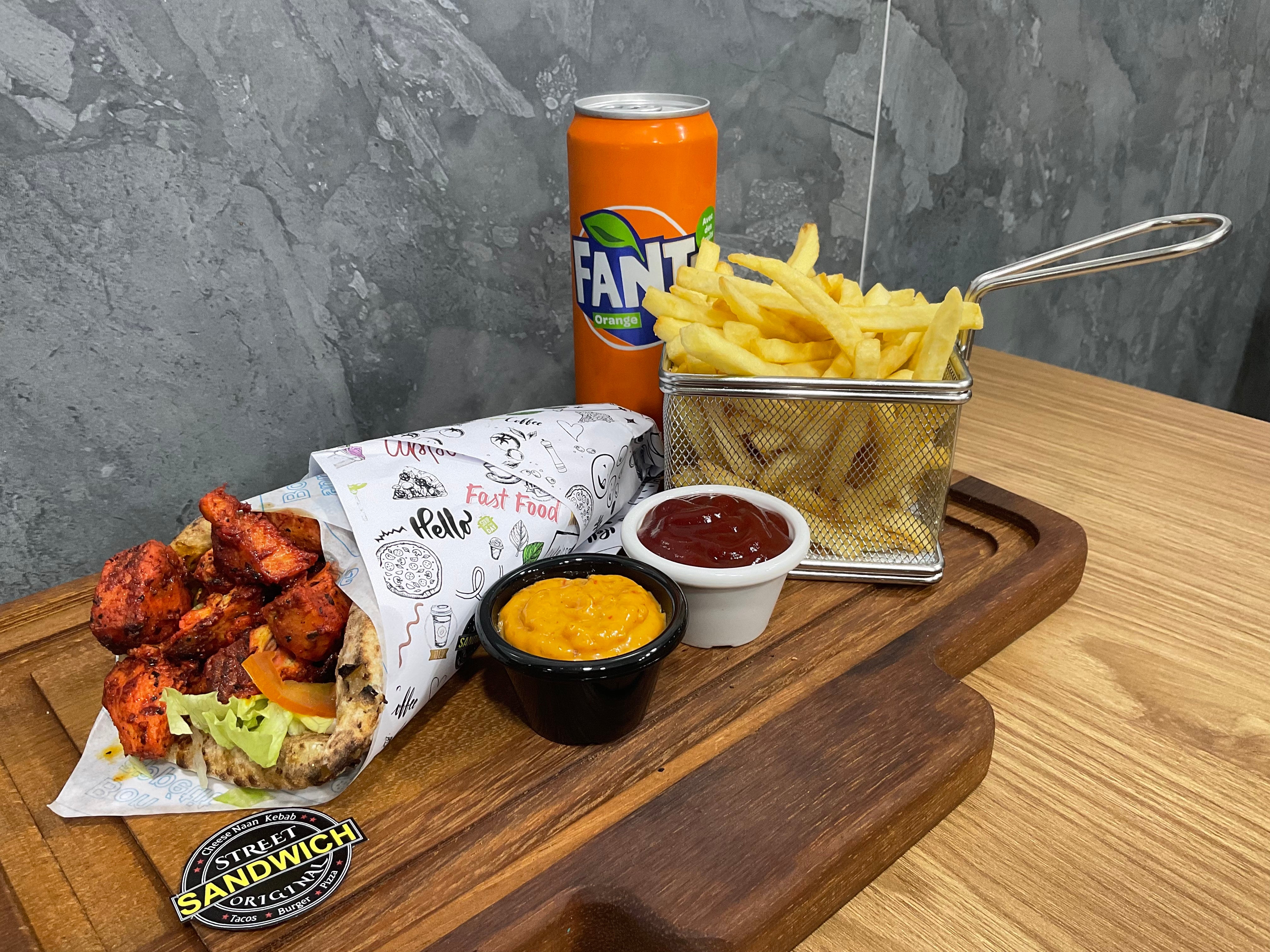Menu cheese naan chicken tikka