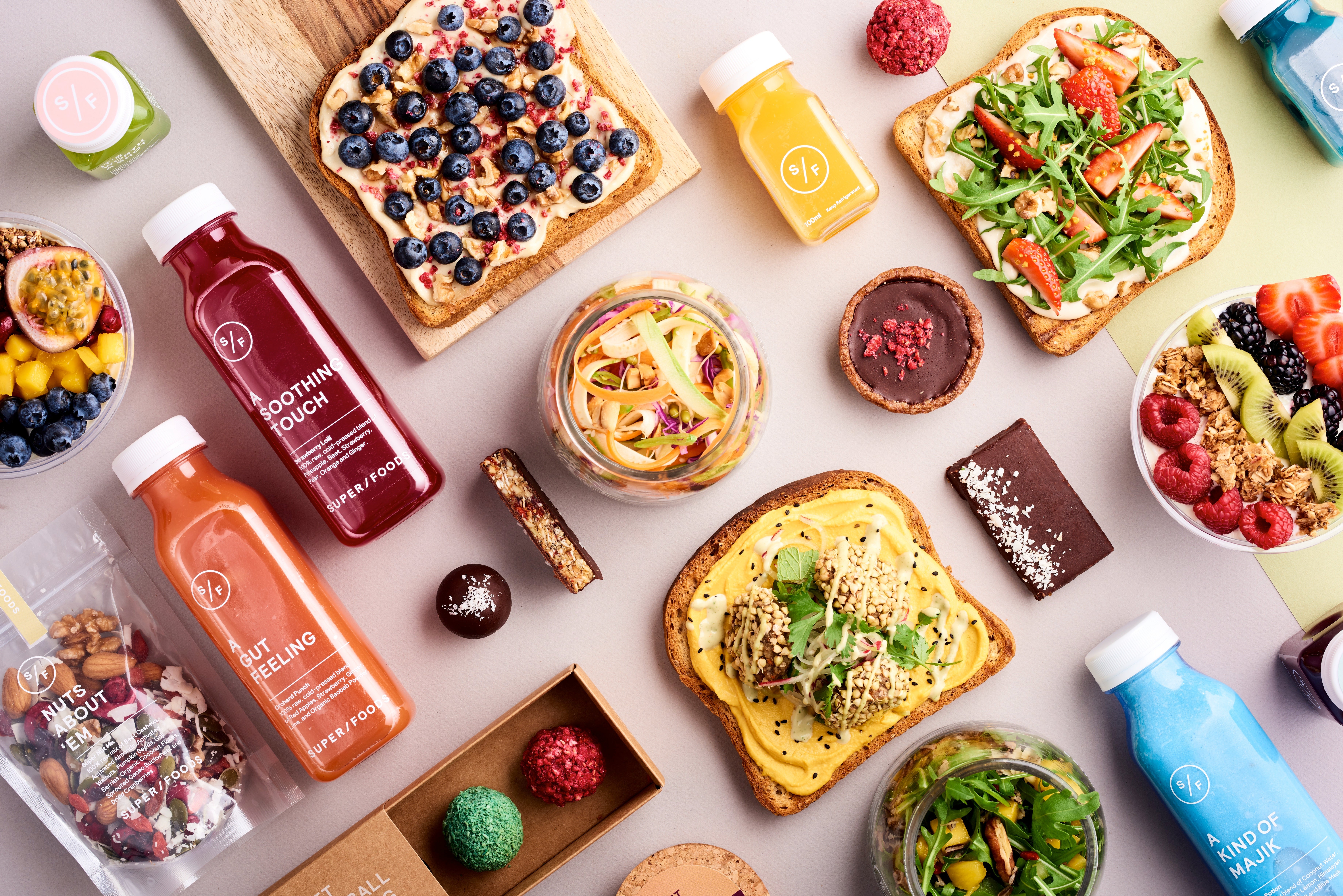 SUPER/FOODS delivery from Kuwait Ports Order with Deliveroo