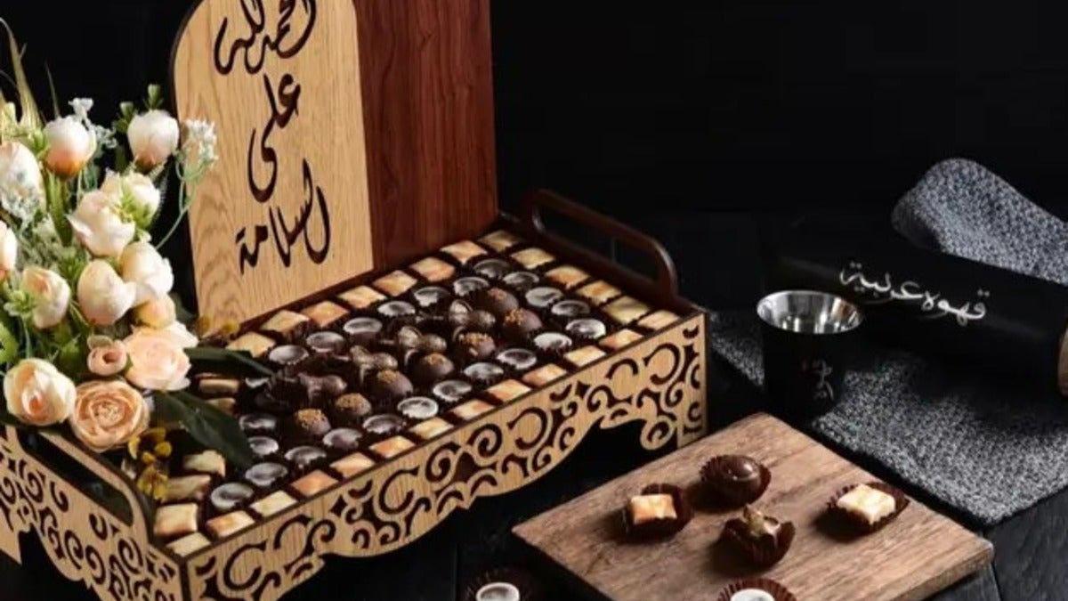 Wooden Stand F15003