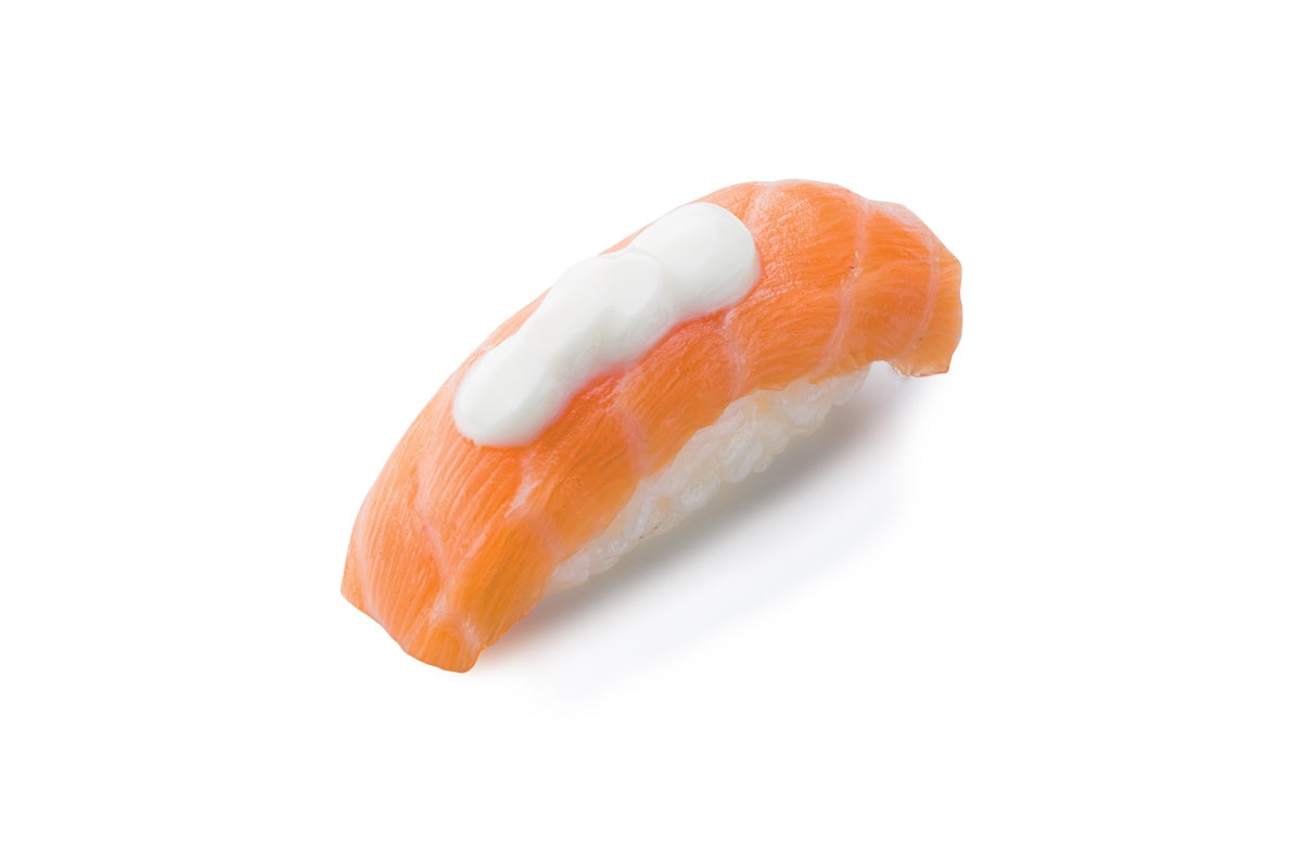 Sushi saumon cheese