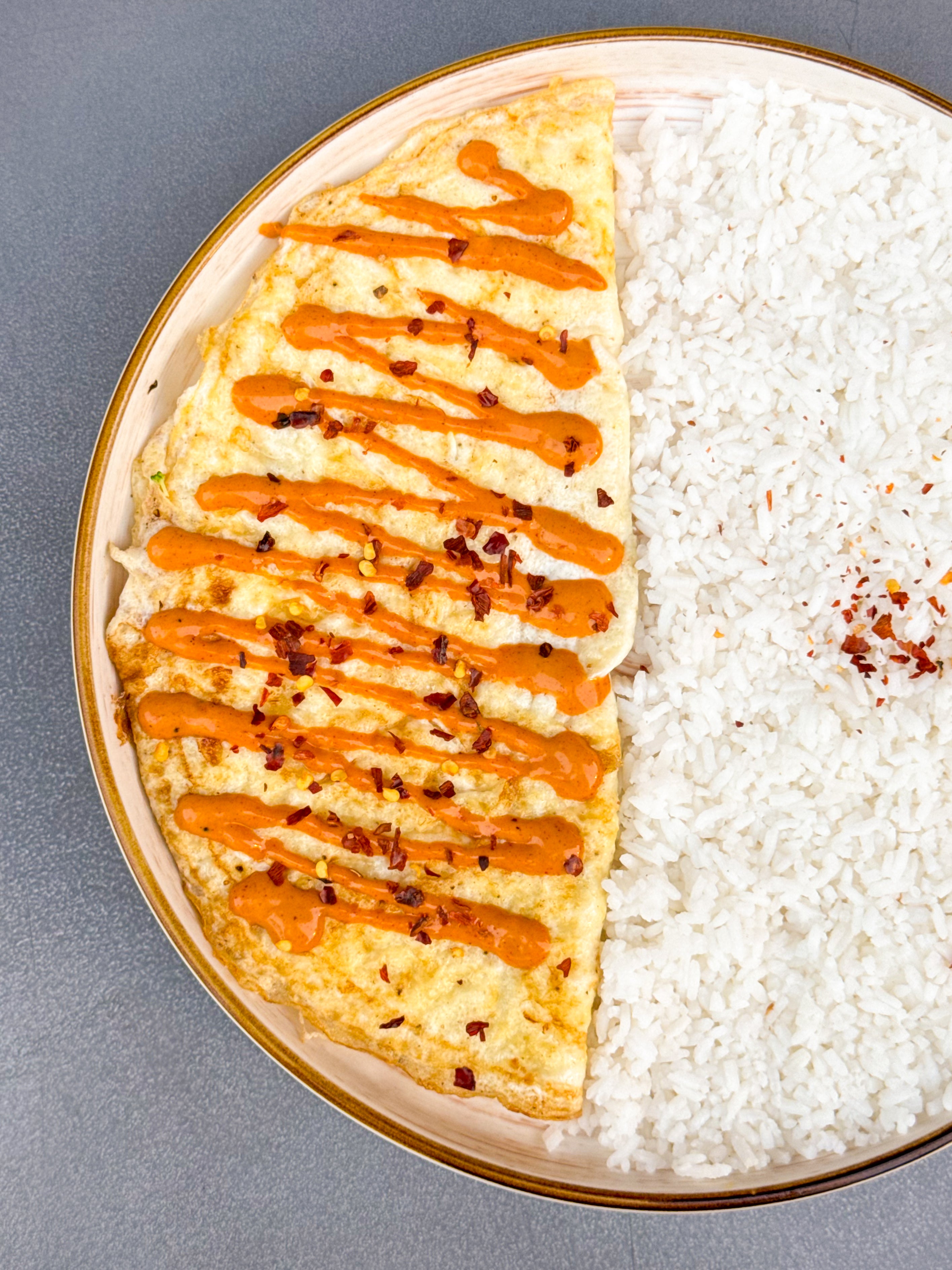 Egg White Omelet With Spicy Sauce