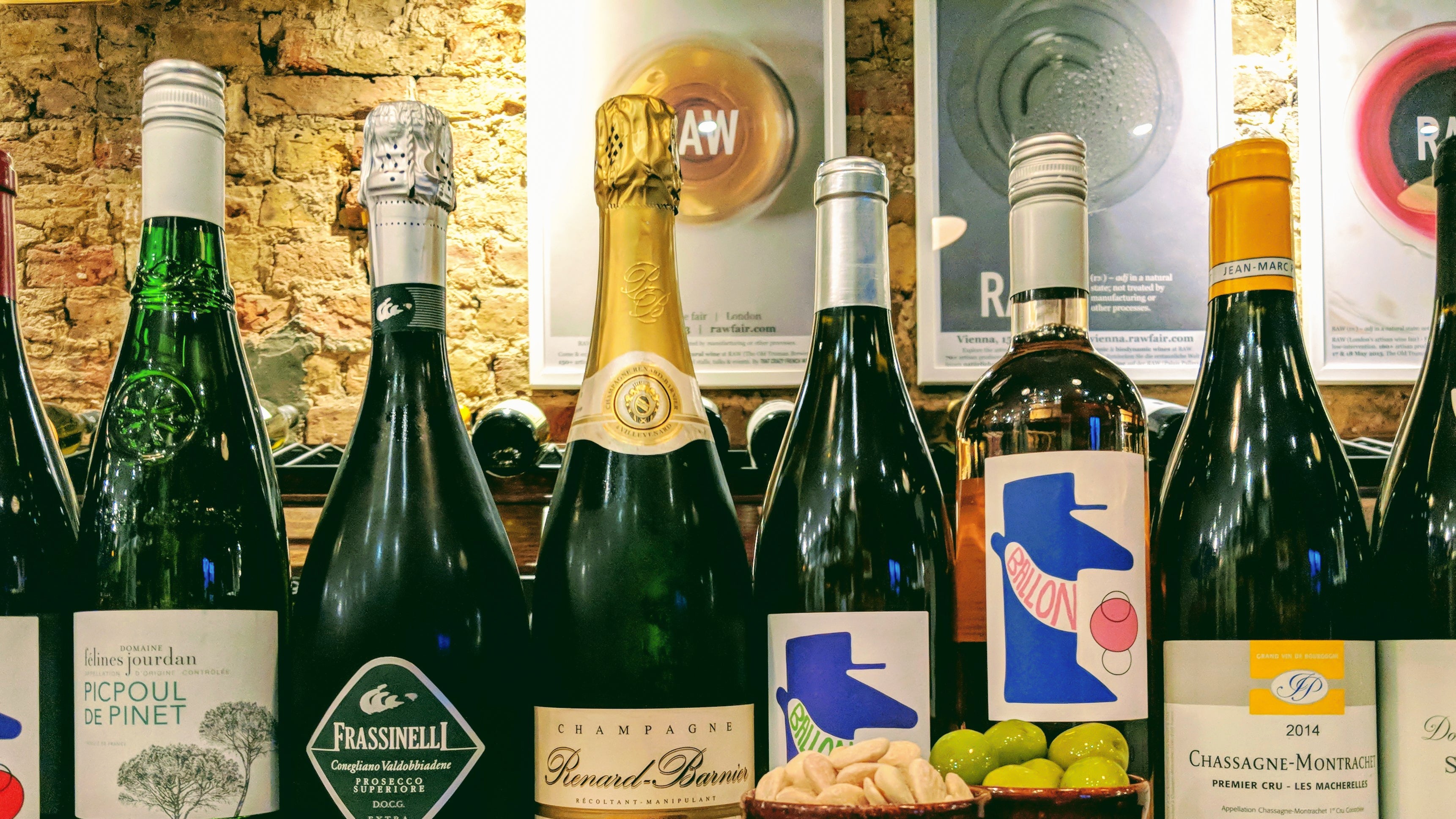 Wine Rooms Hammersmith delivery from Hammersmith Order with Deliveroo