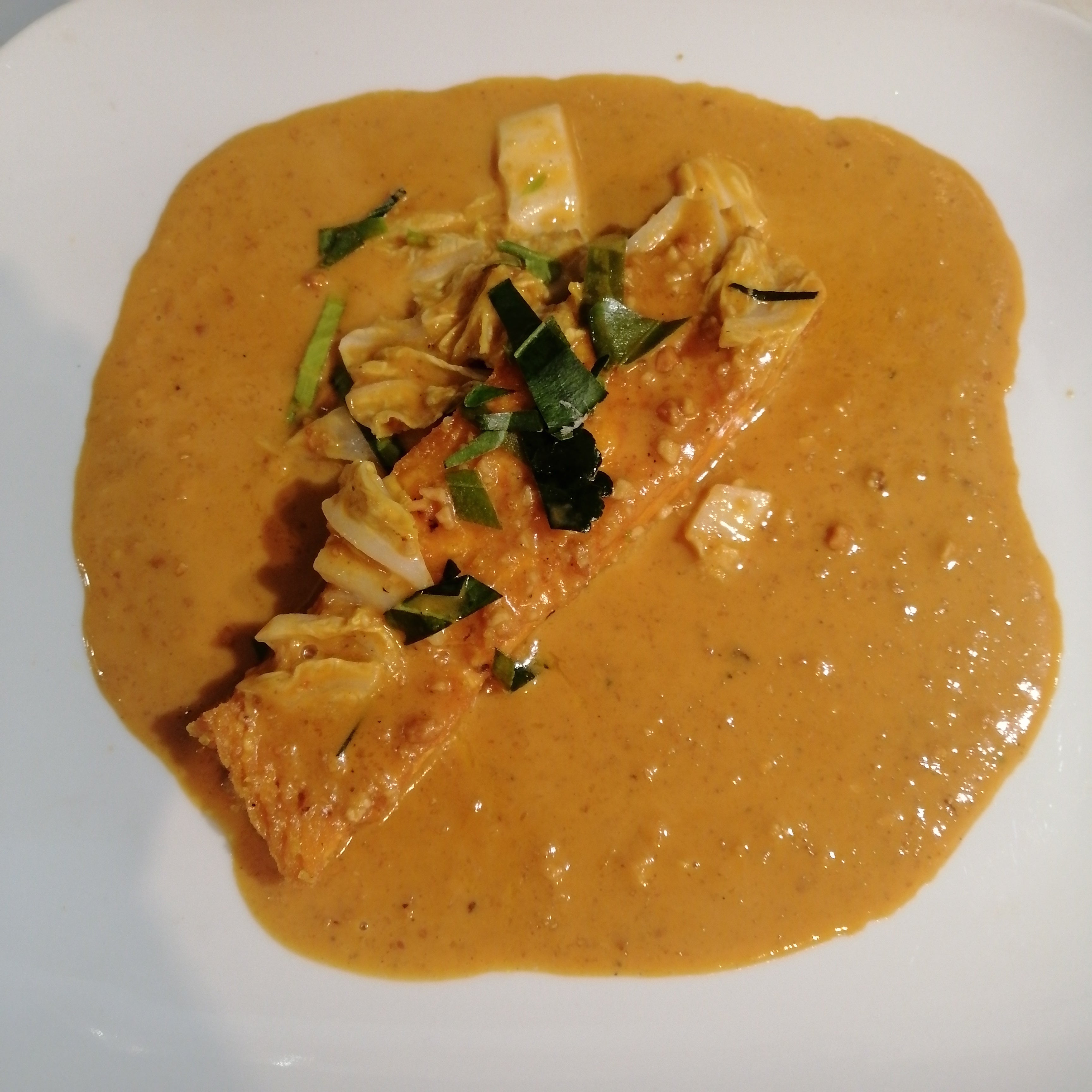 🍲🦐P19 Filet saumon sauce curry rouge cacahouète