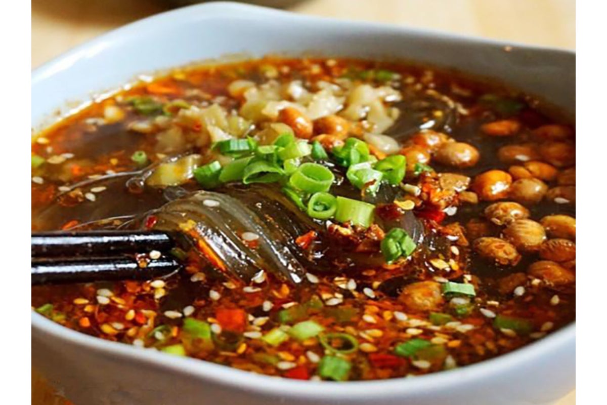 (V)Sichuan Hot & Sour Mung Bean Pastry in Soup (四川酸辣粉条)