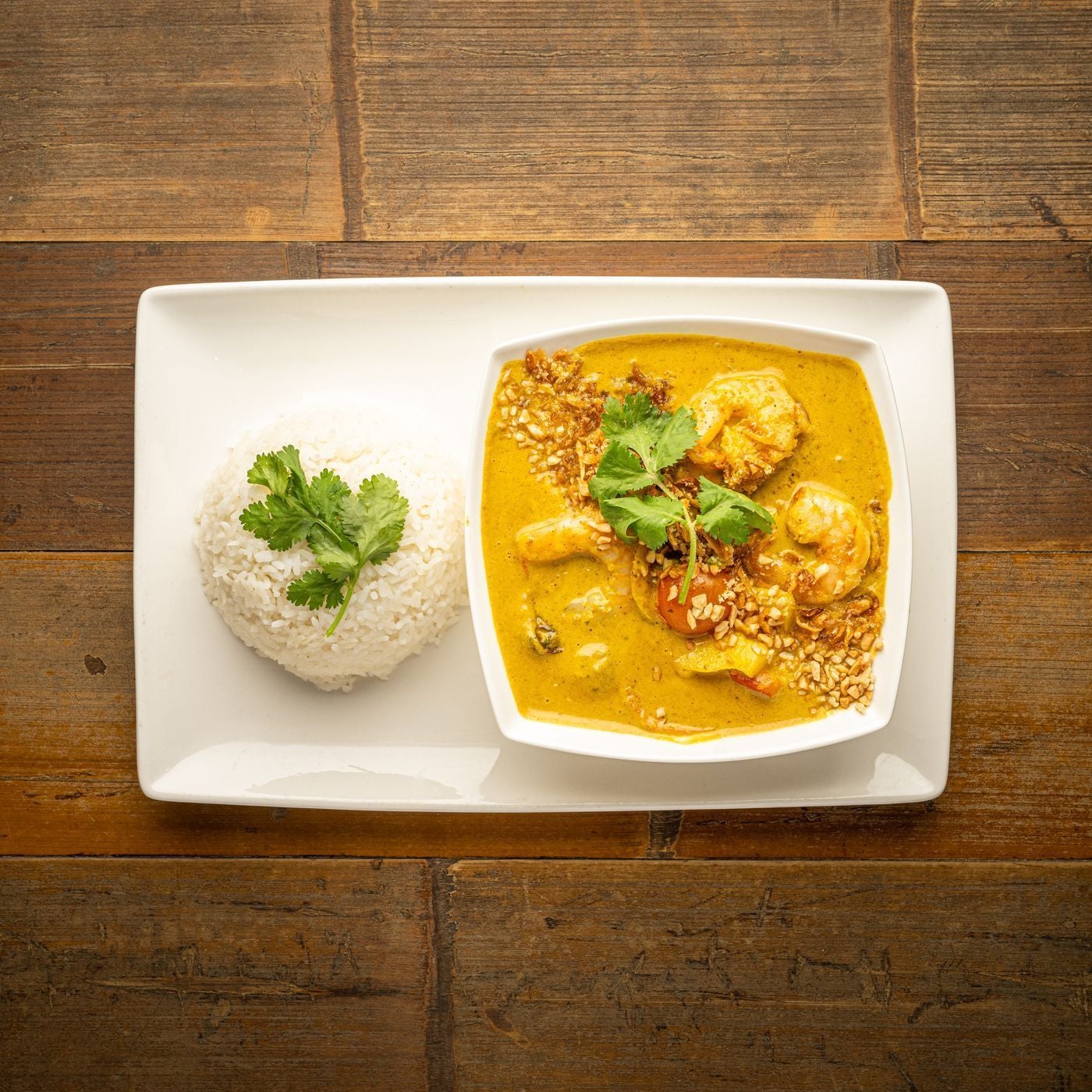 Classic king prawn curry