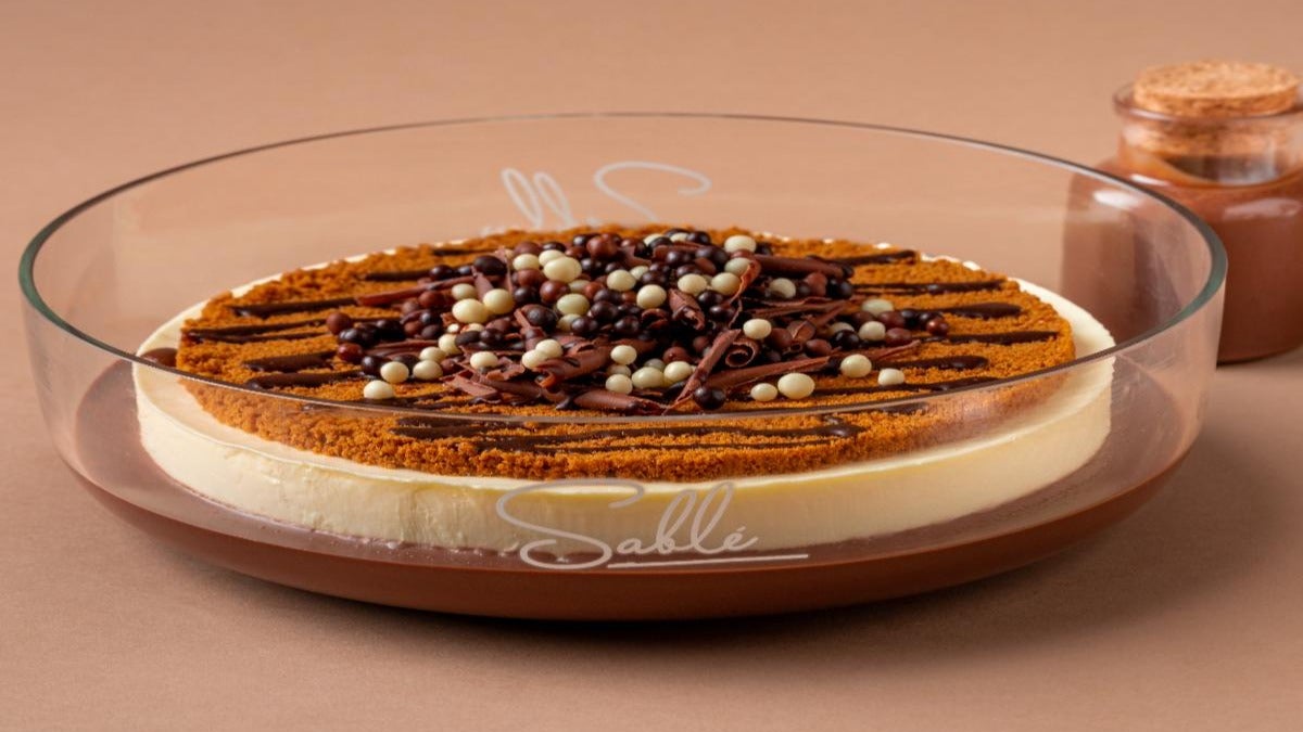 Chocolate Lotus Cheesecake