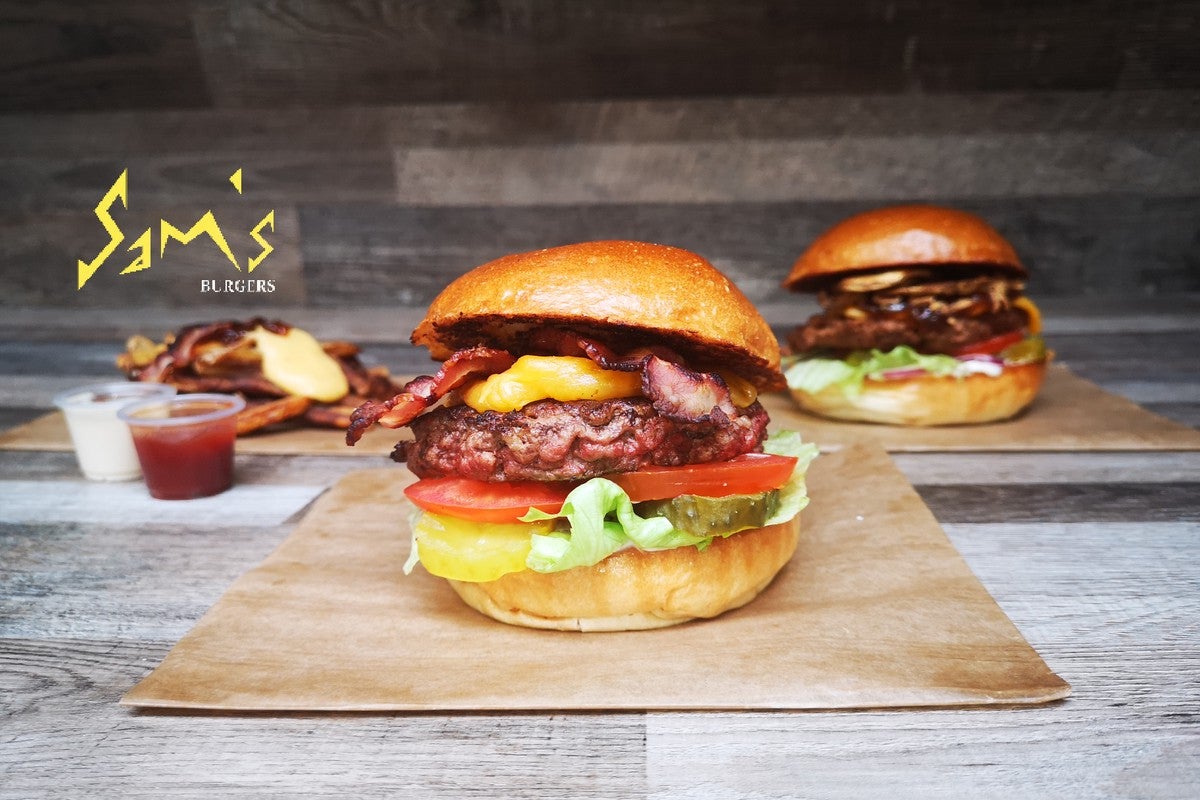 Livraison Sam's Burgers 🍔 à Centre ville Commandez avec Deliveroo