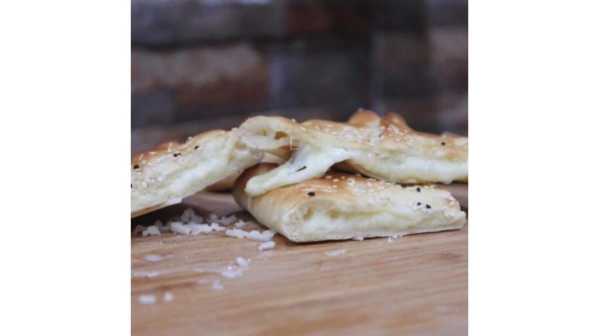 Mozzarella Pie