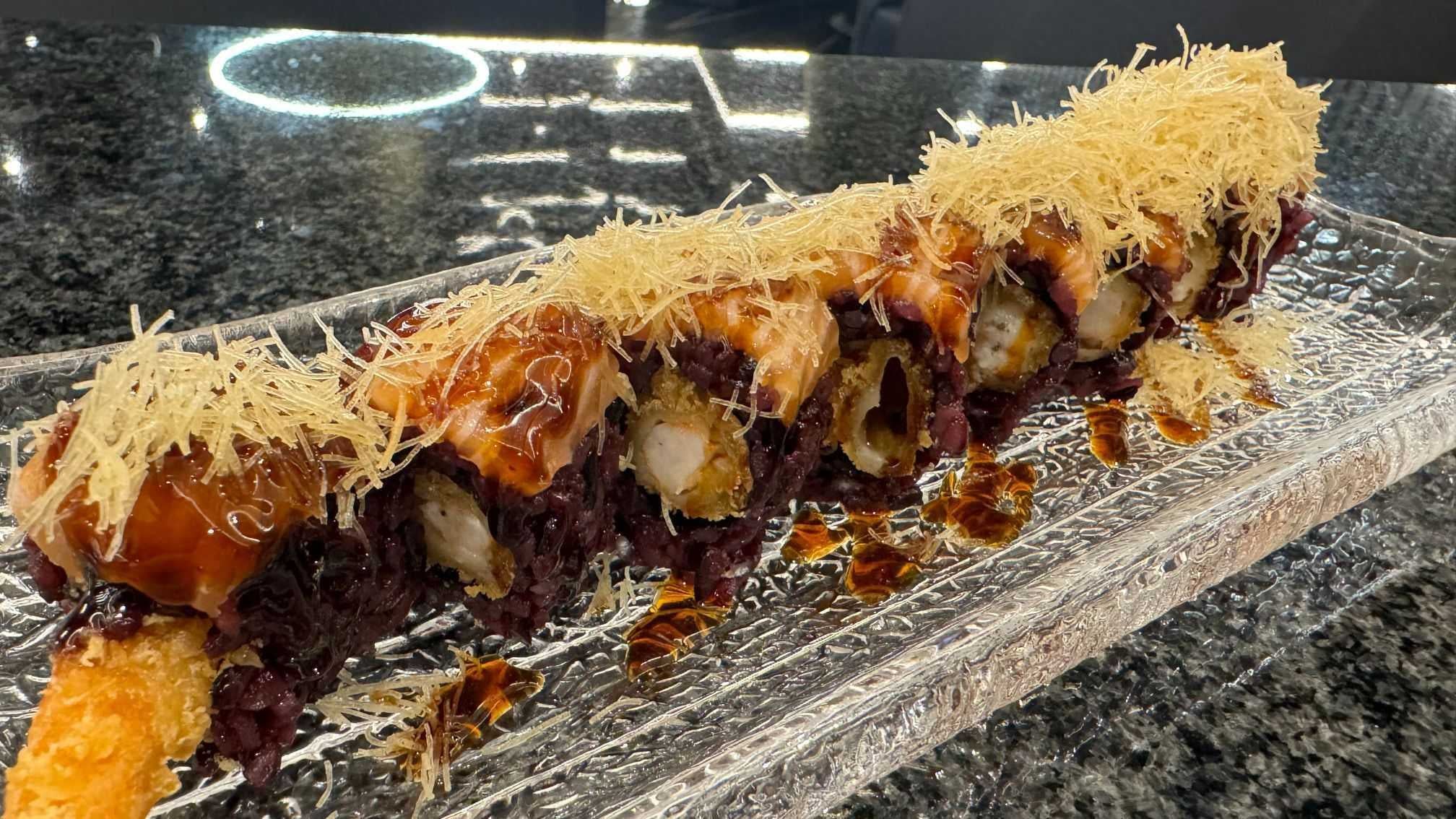 219. Ura black golden 8pz