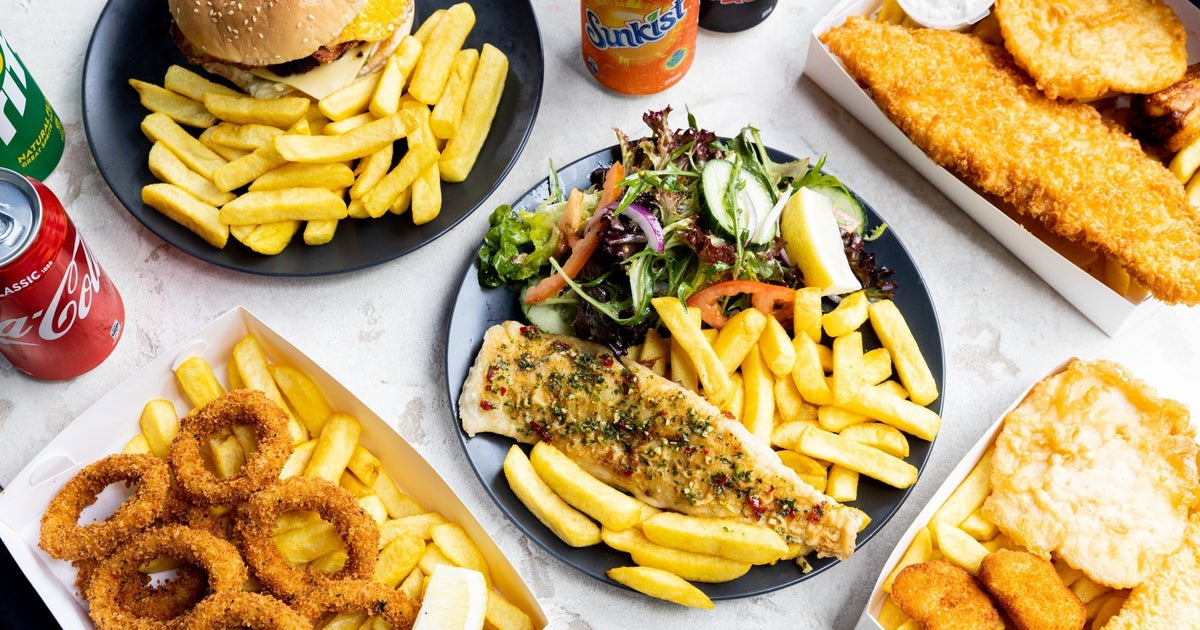 Colin's Catch Fish & Chippery Hawthorn delivery from Hawthorn Order with Deliveroo Colin's Catch Fish & Chippery Hawthorn delivery from Hawthorn Order with Deliveroo
