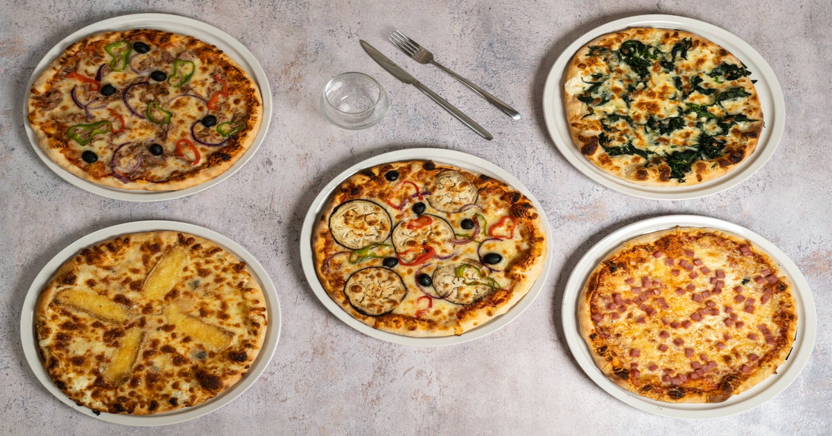 Favourite Pizza Ipswich delivery from Ipswich Order with Deliveroo