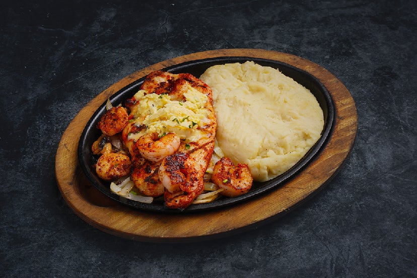 Blackended Chicken And Shrimps