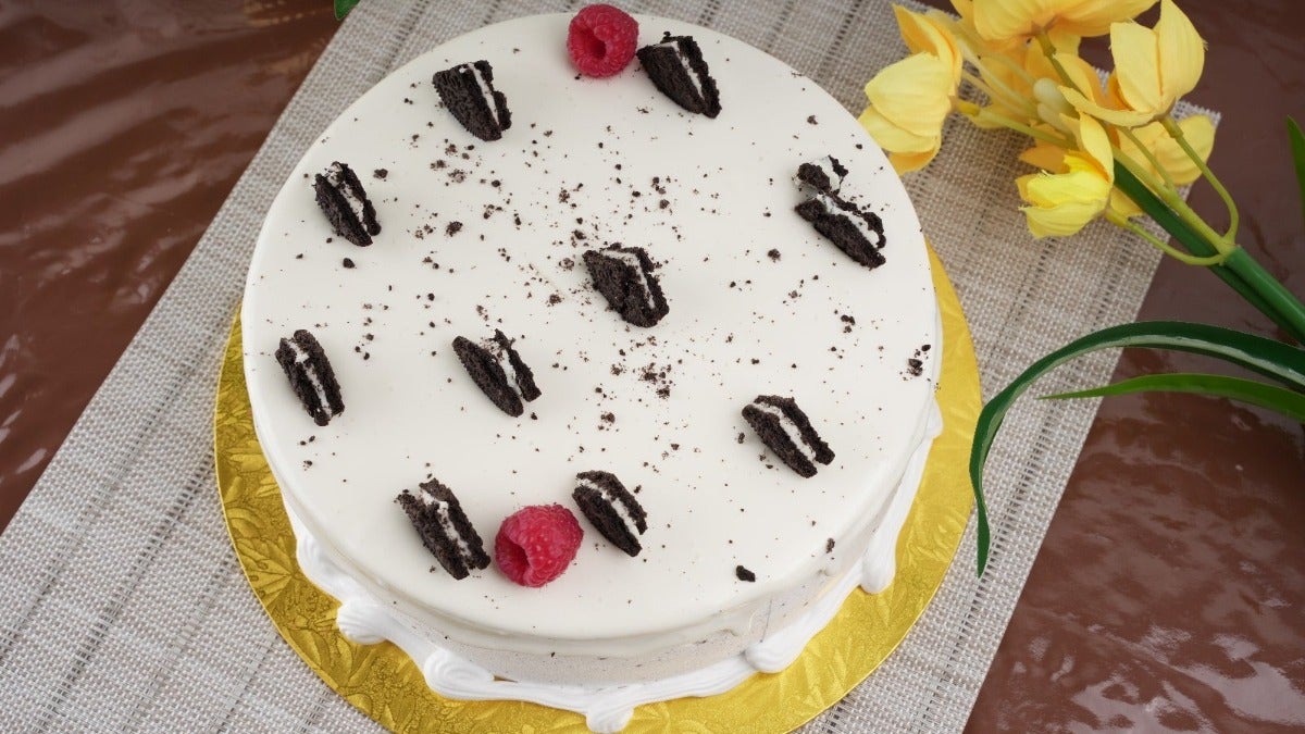OREO CAKE
