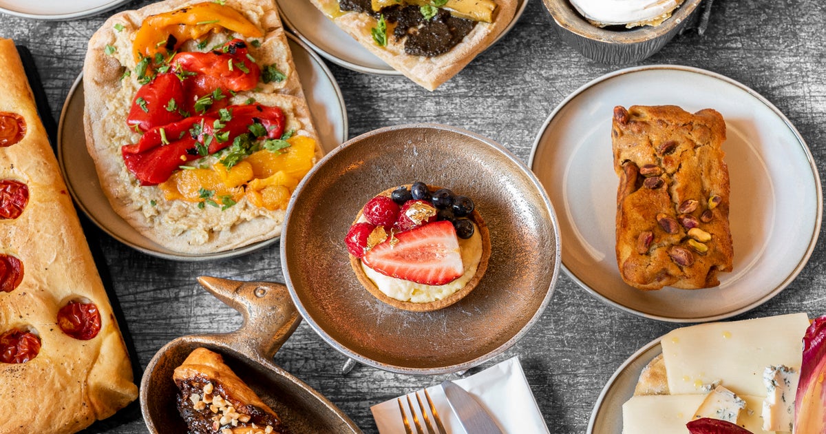 Flour & Flowers Bethnal Green delivery from Bethnal Green Order