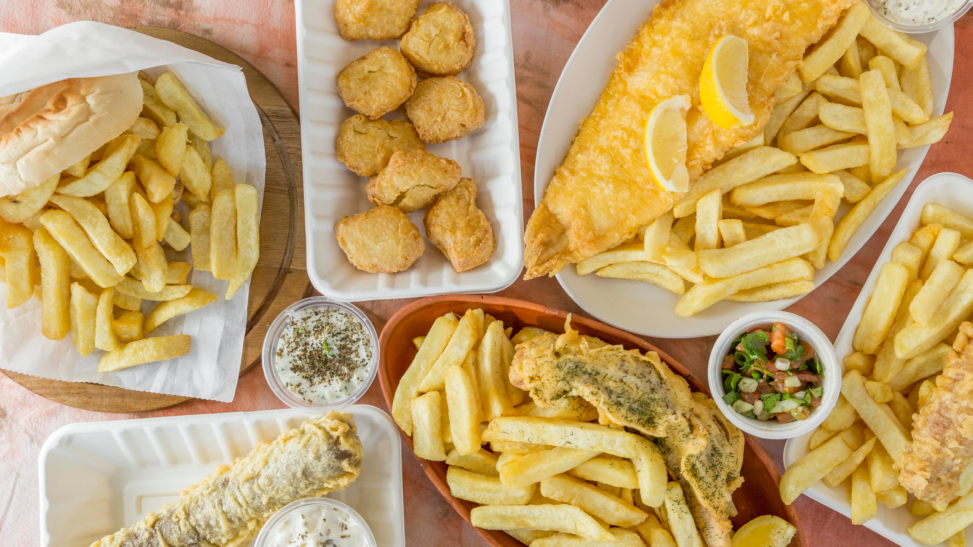 Laura's Fish Bar - Whitley Bay delivery from North Shields - Order with ...