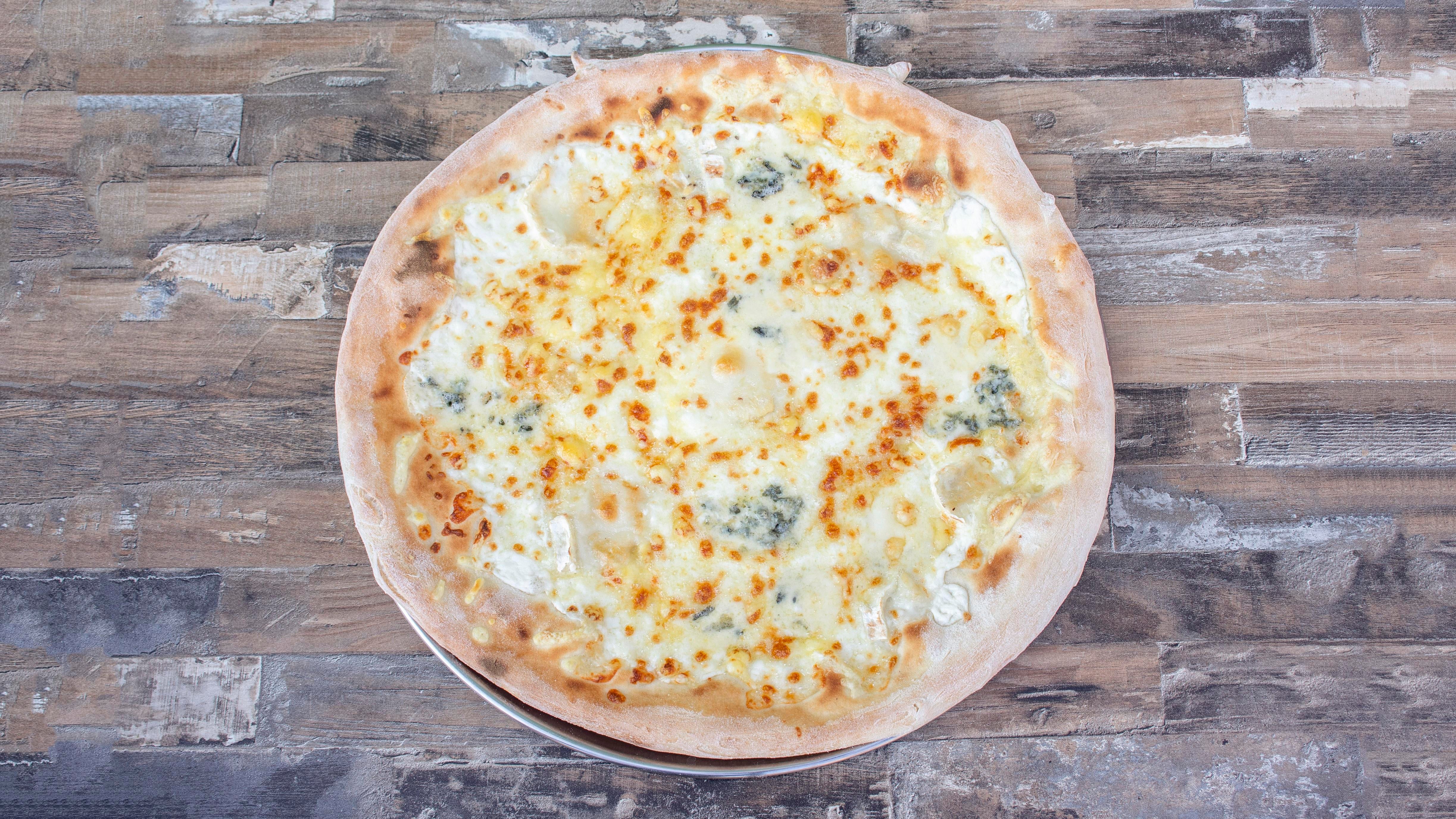 Pizza 4 Fromages (Base Crème)