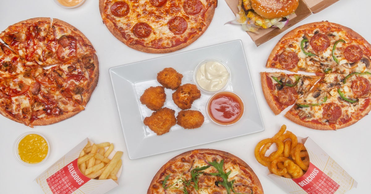 Xpress Pizza Manchester delivery from Hulme Park Order with Deliveroo