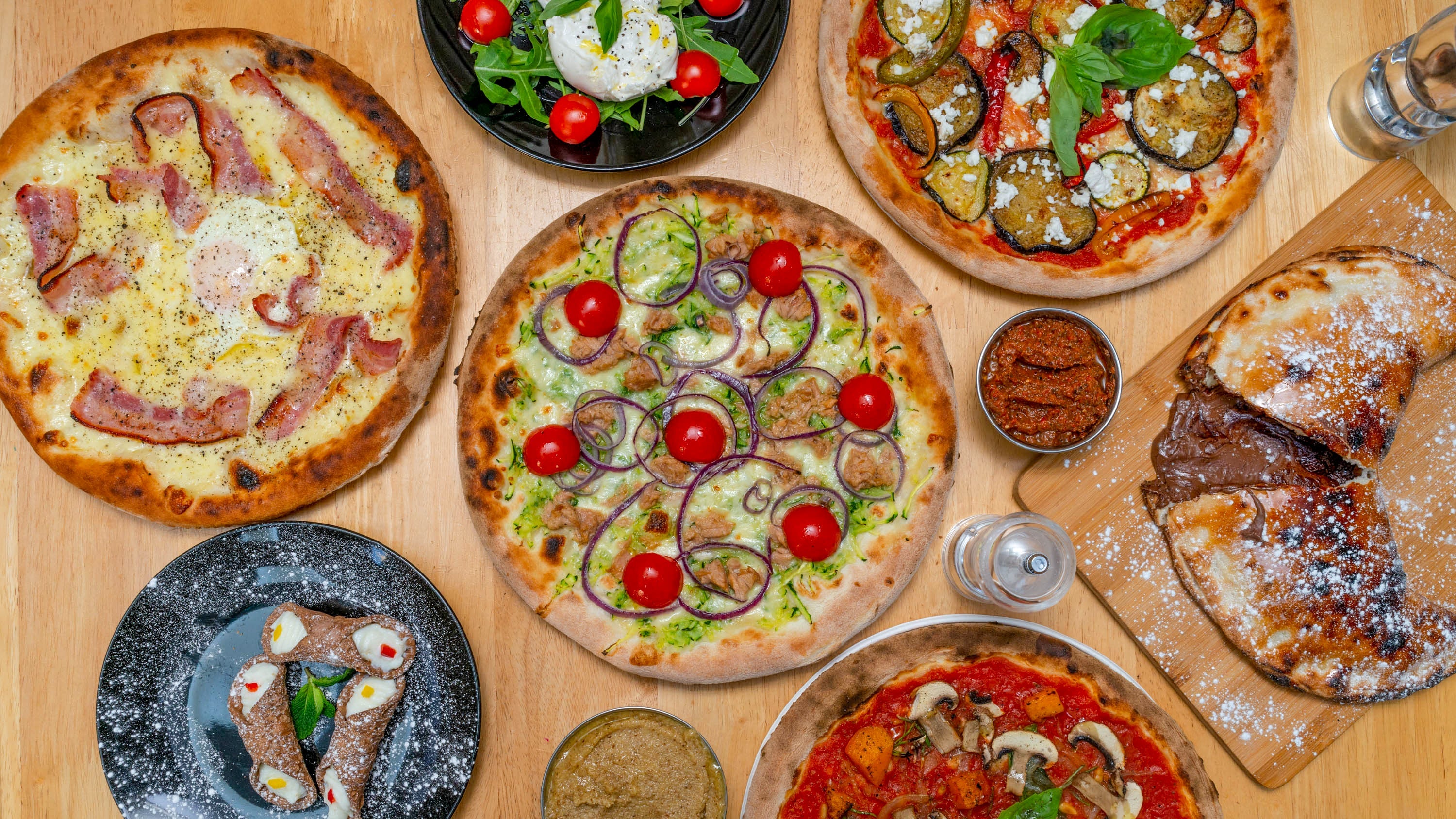 Jukebox Pizza delivery from Upper Holloway Order with Deliveroo