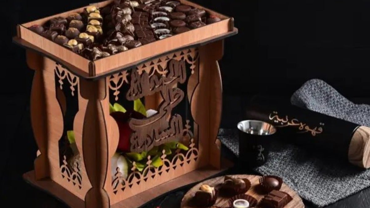 Wooden Stand F17333