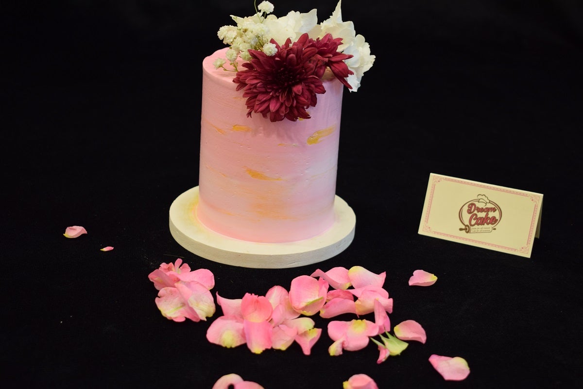 Pink Cake With Flowers (6 Inches) (Serves 6-8 Persons)