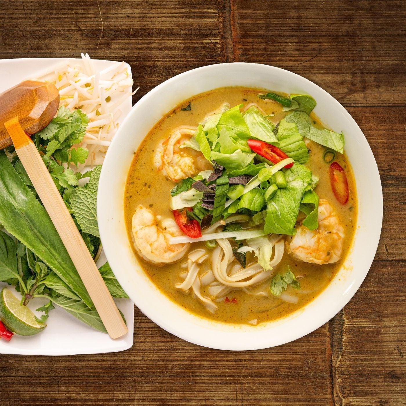 King prawn curry noodle soup