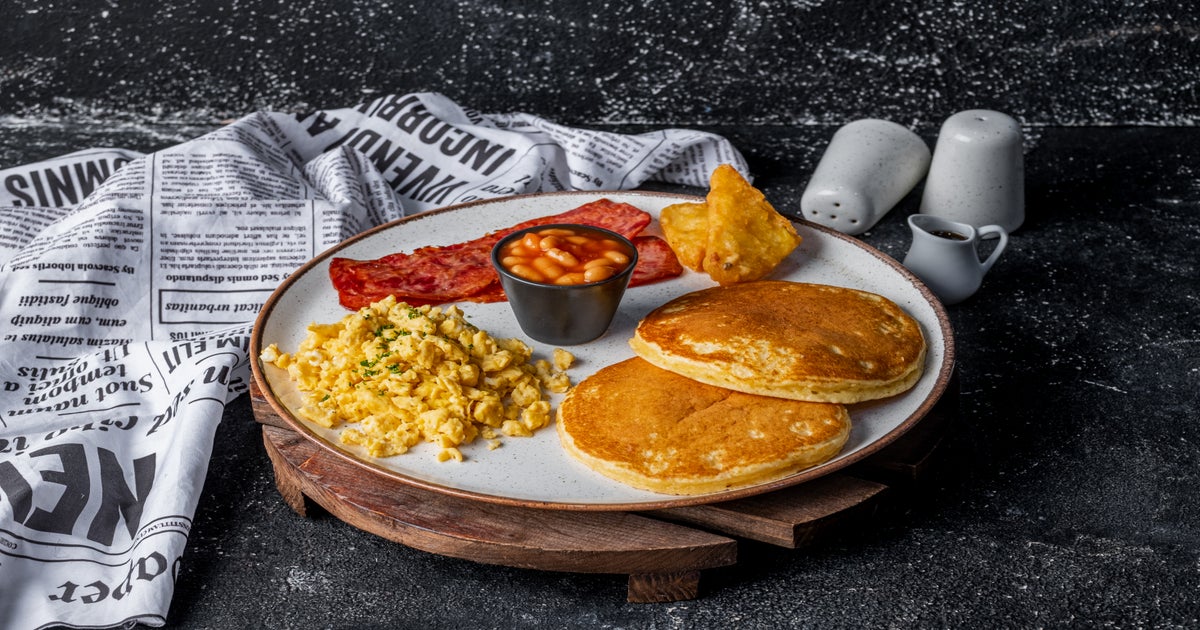 Yalla Stackz Al Wahdah delivery from Al Wahdah Order with Deliveroo