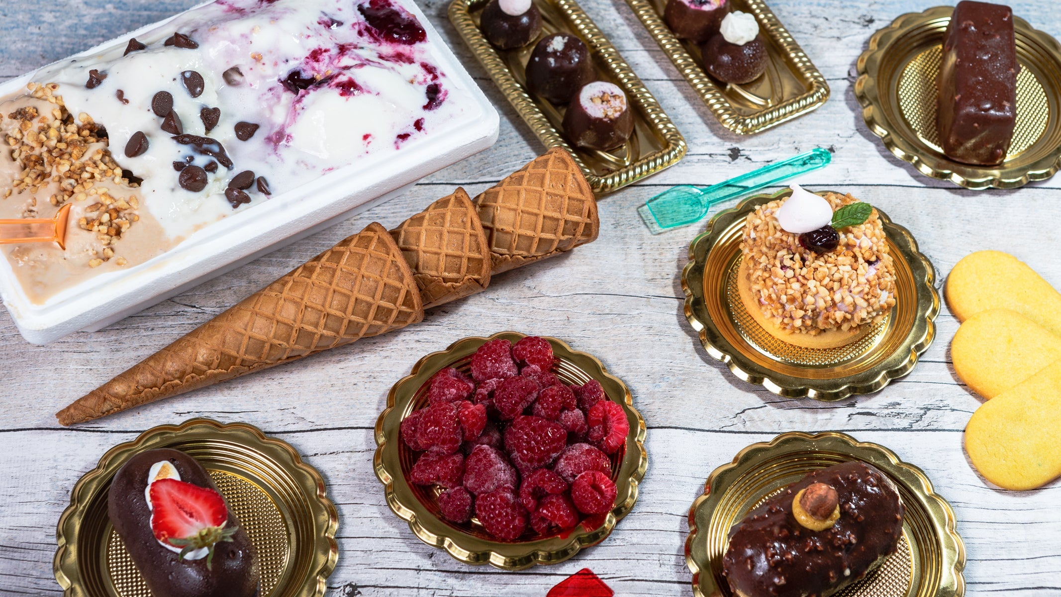 Sweet Dreams Desserts delivery from Bearwood Order with Deliveroo