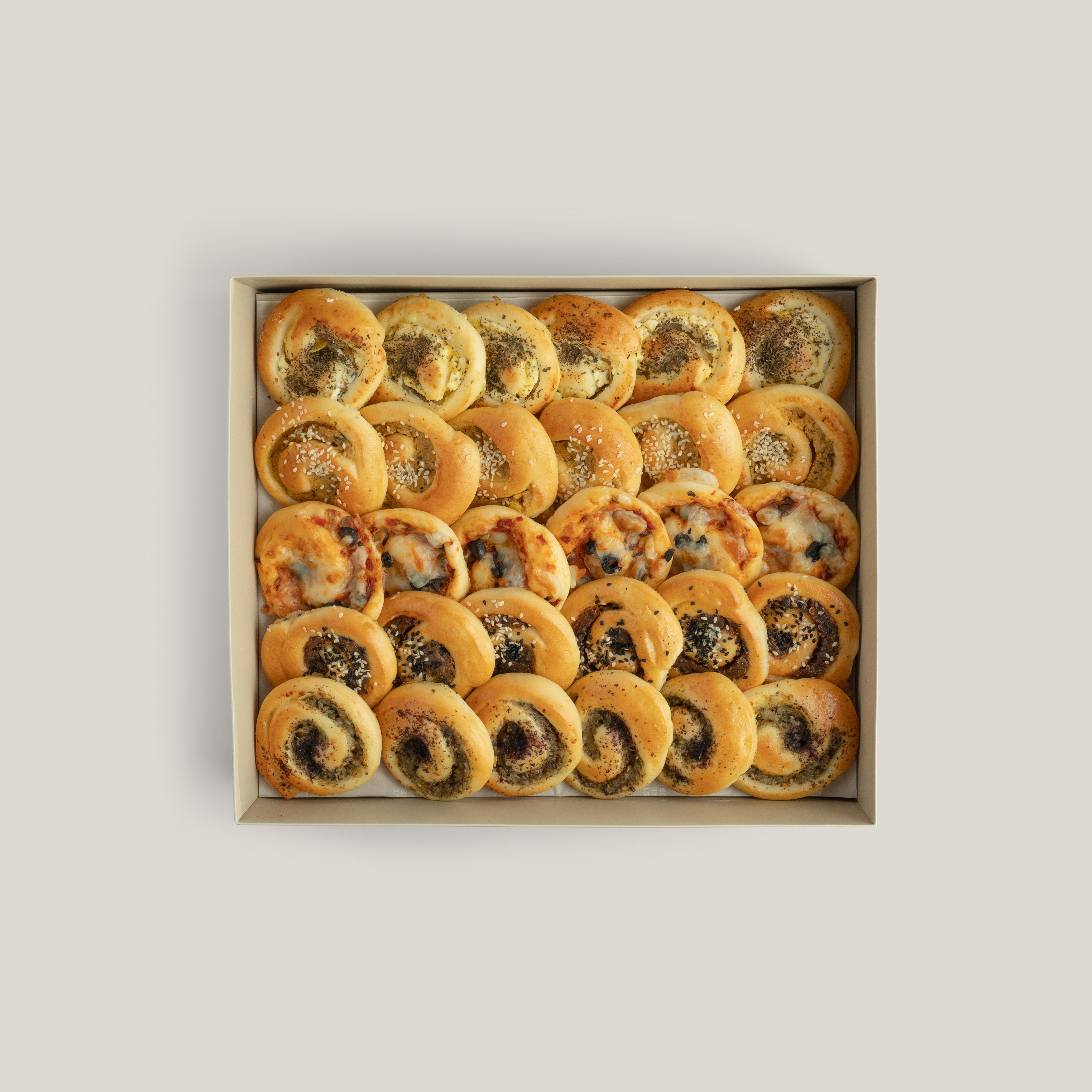 Mix Fatayer Tray