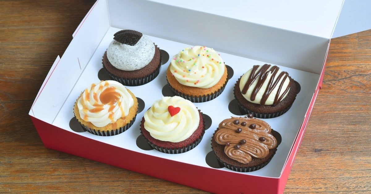 Twelve Cupcakes delivery from Sentosa Order with Deliveroo