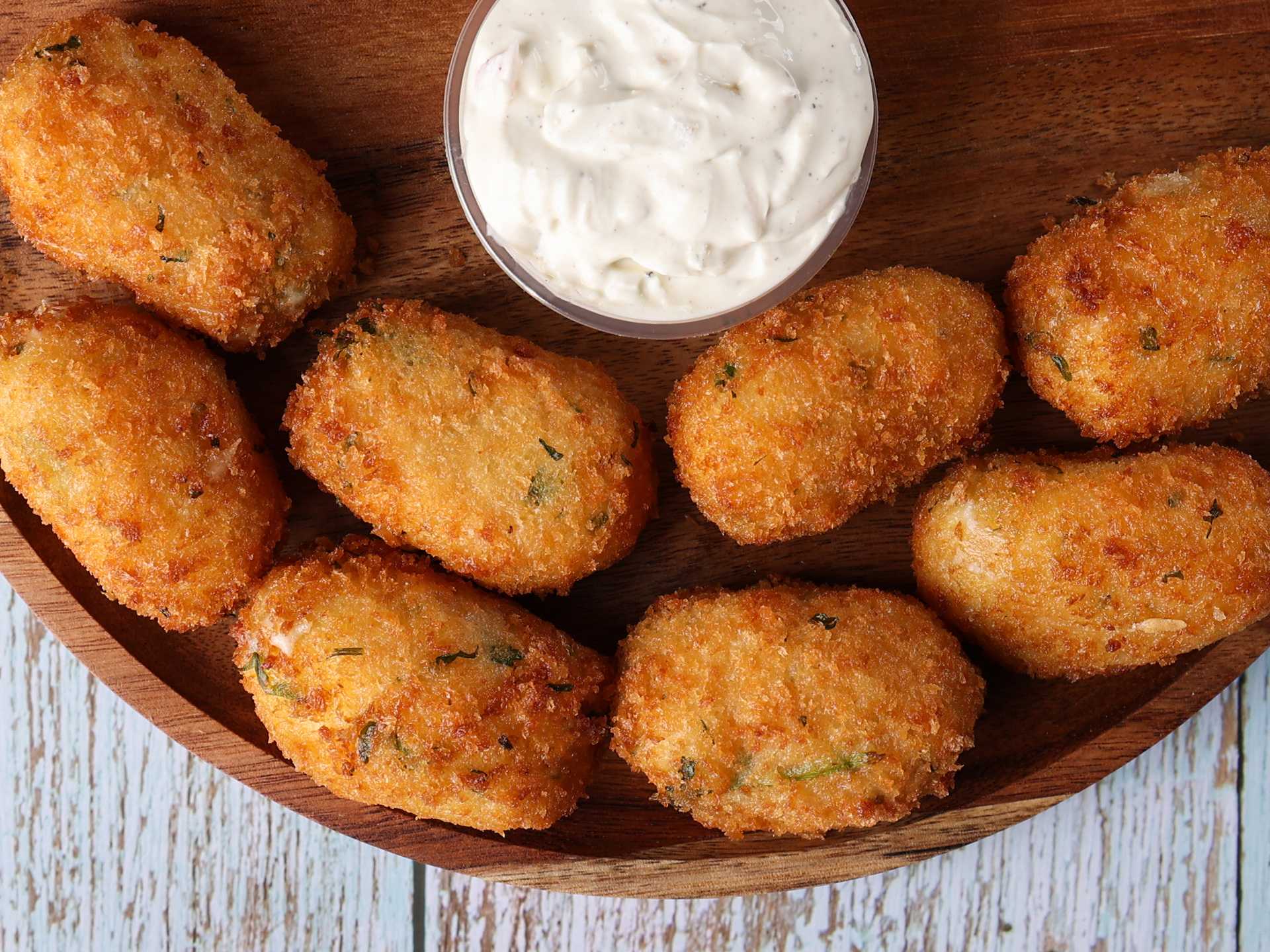 Cheesy Jalapeno Bites