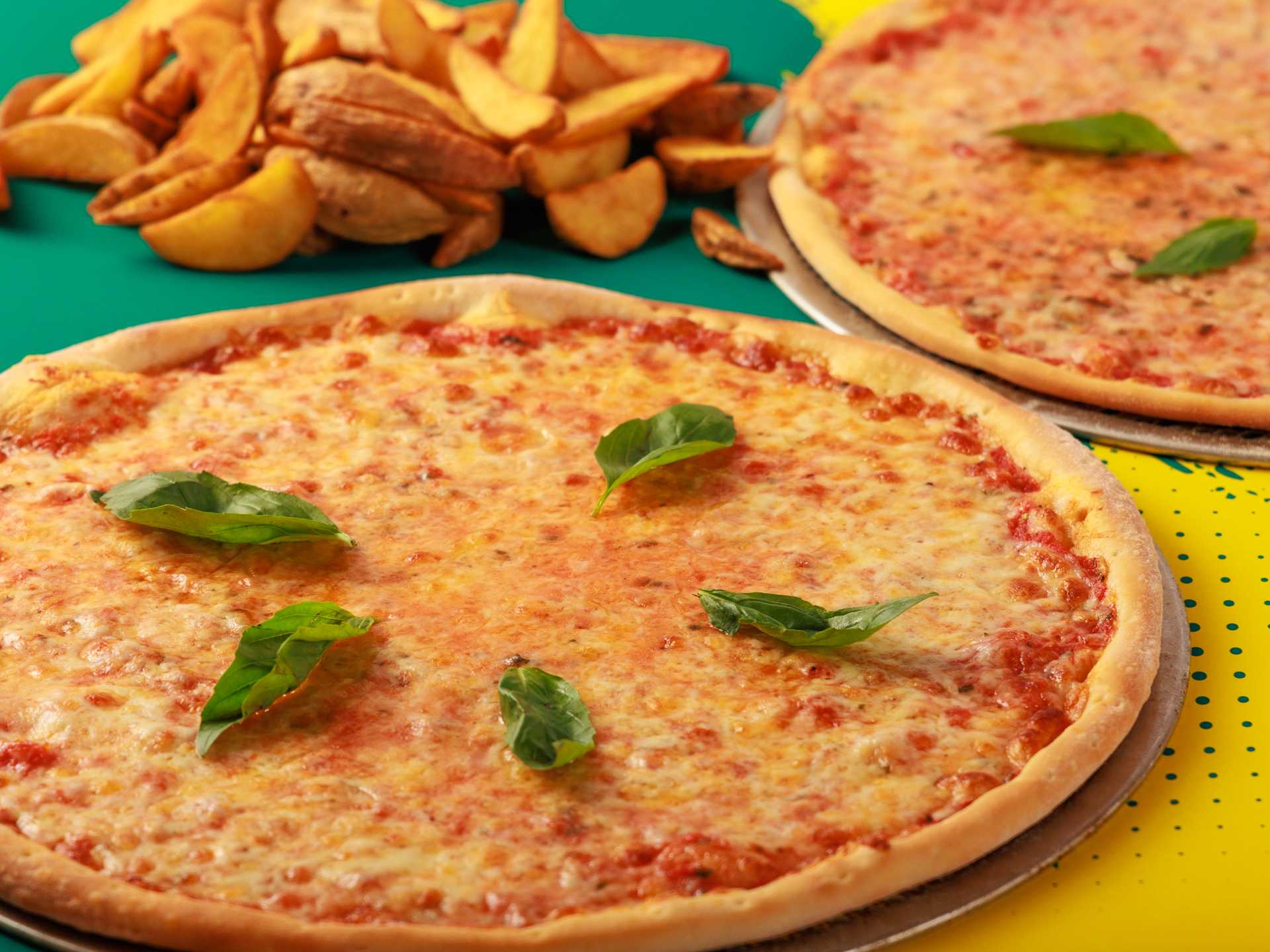 Golden Pizza Deal