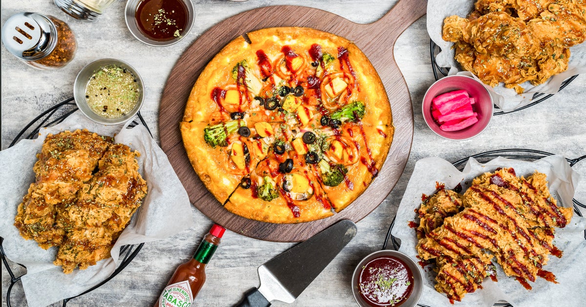 Pizza Maru Jewel delivery from SG Changi Airport Order with Deliveroo