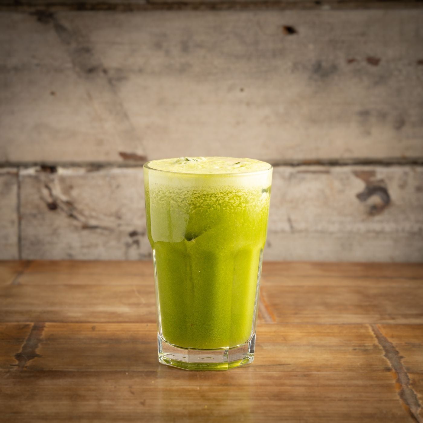 Pineapple, apple & mint