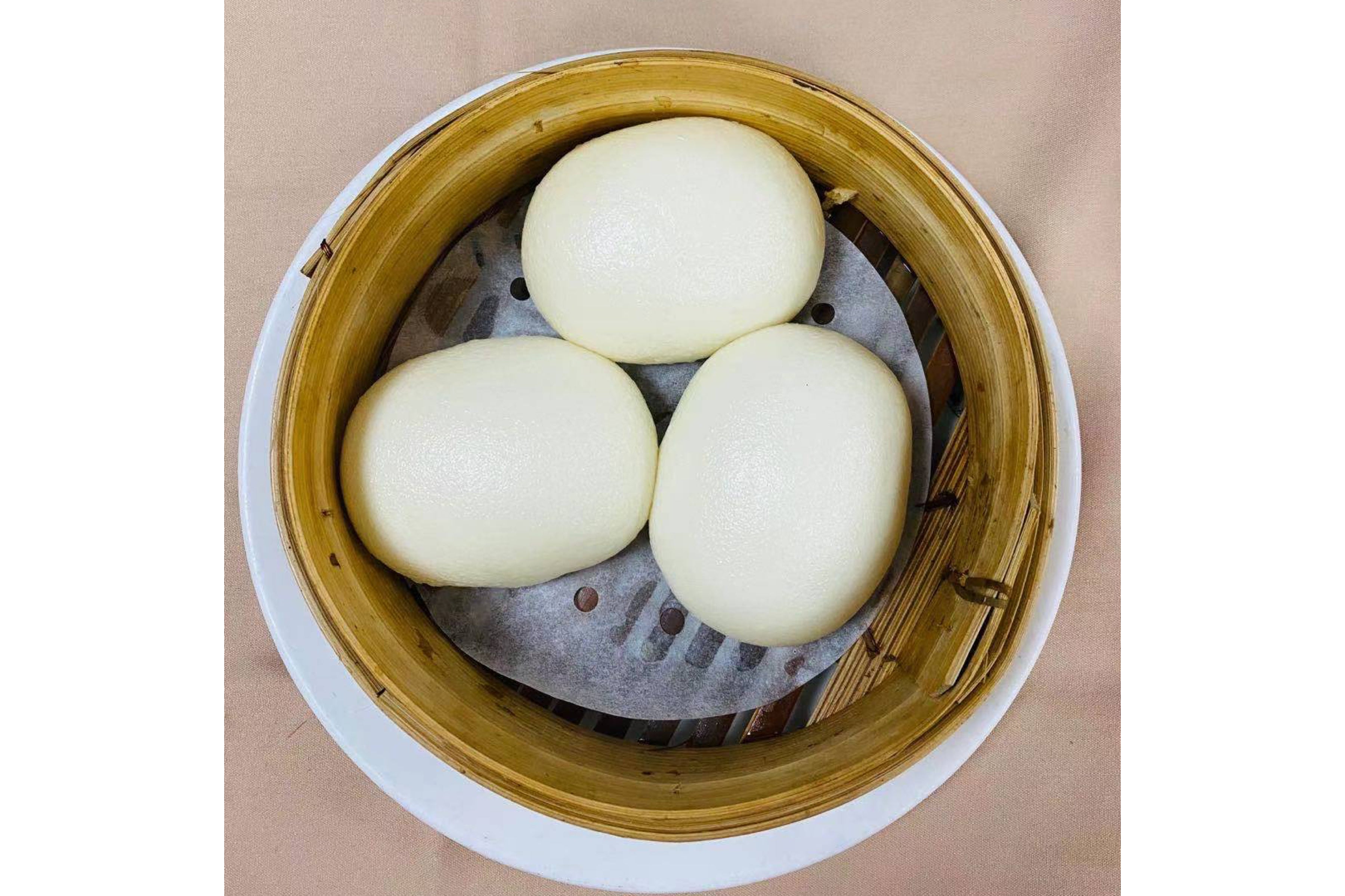 Homemade Red Bean Buns (松软香甜豆沙包)