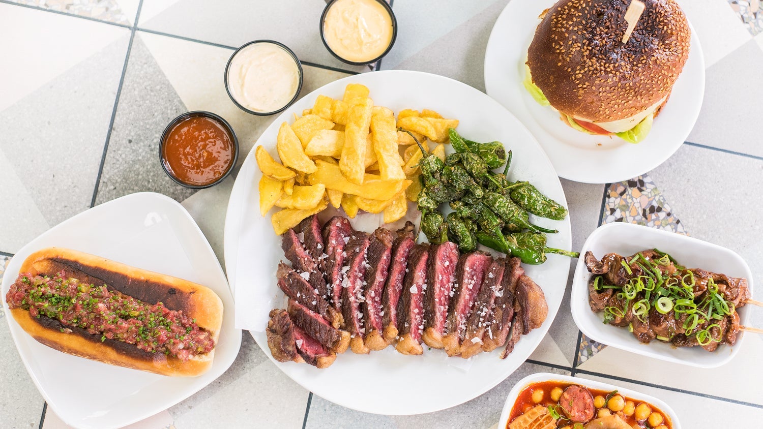 Rodeo Grill entrega desde Arroyo Pide comida con Deliveroo