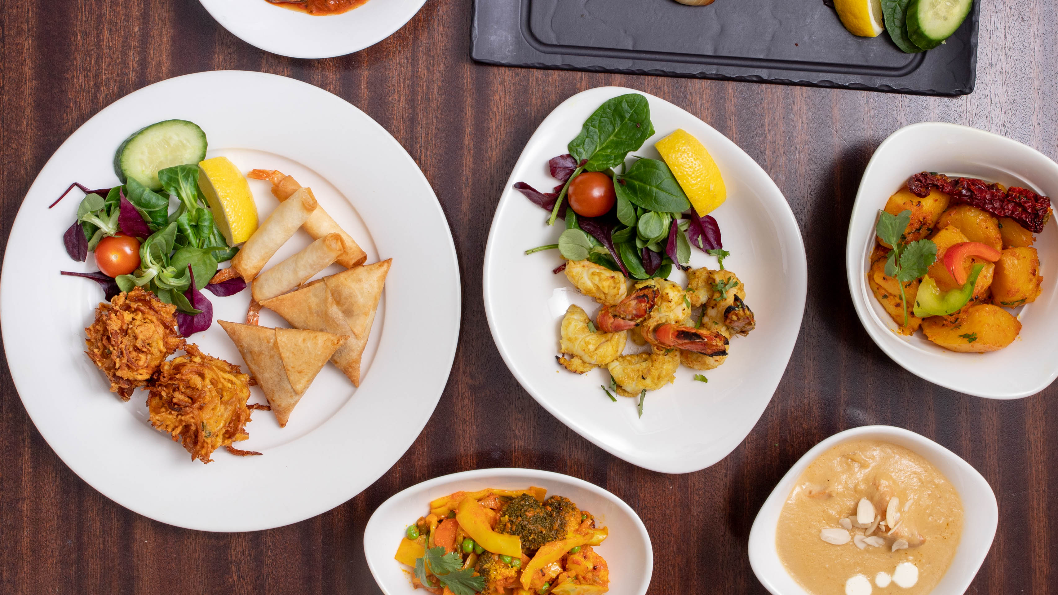 Bayleaf Takeaway High Road delivery from Whetstone Order with Deliveroo