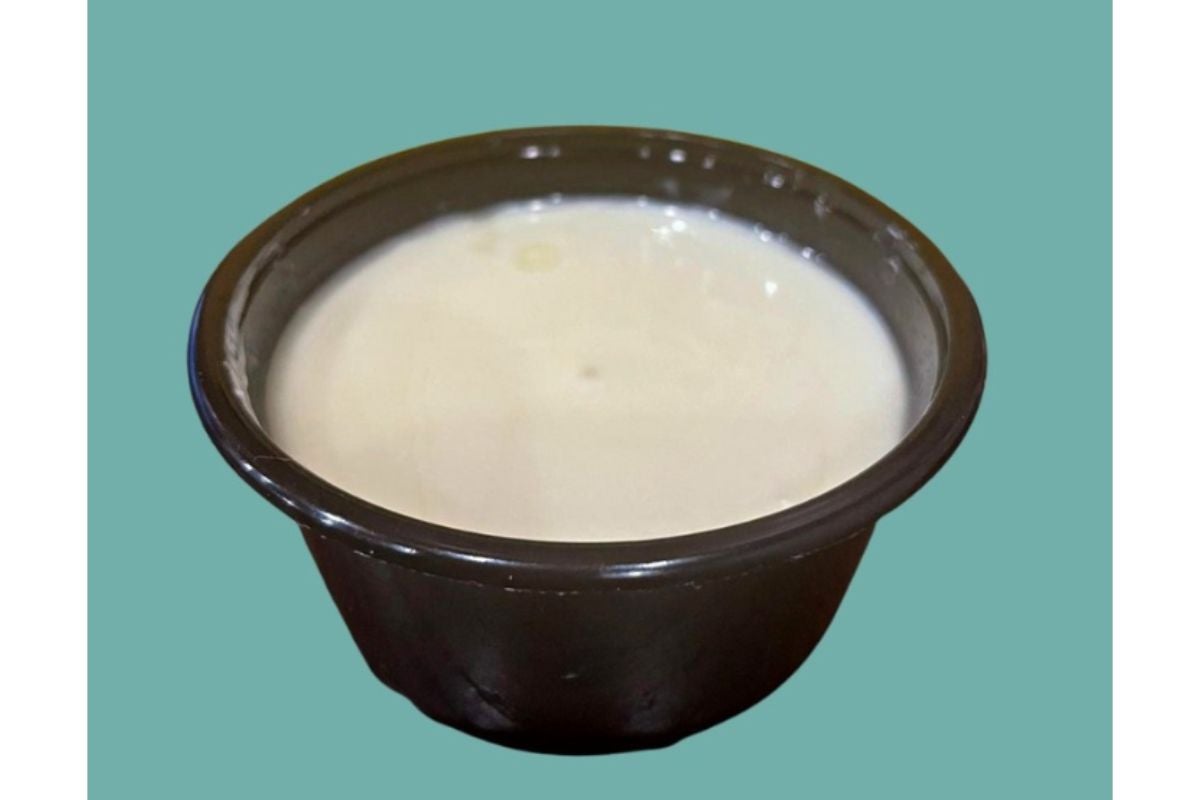 White chocolate sauce