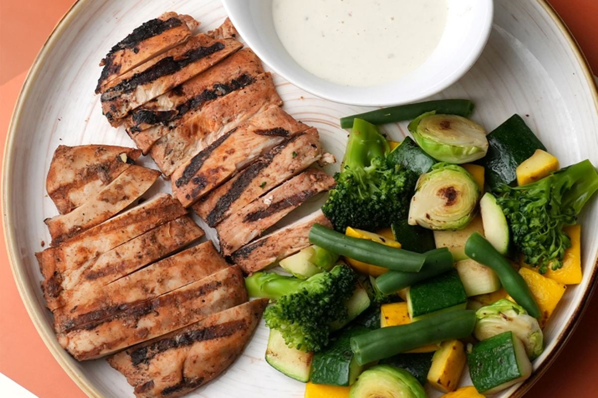 Chicken Ceasar With Green Vegetables - New