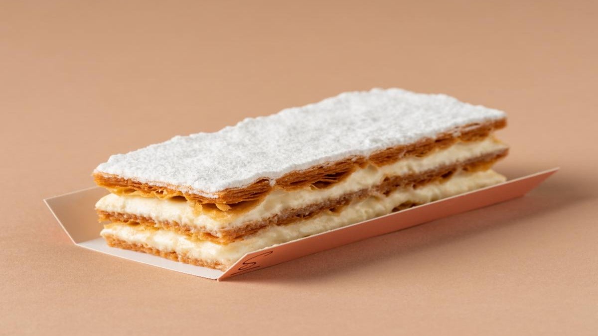Mille Feuille Sugar Cut Cake