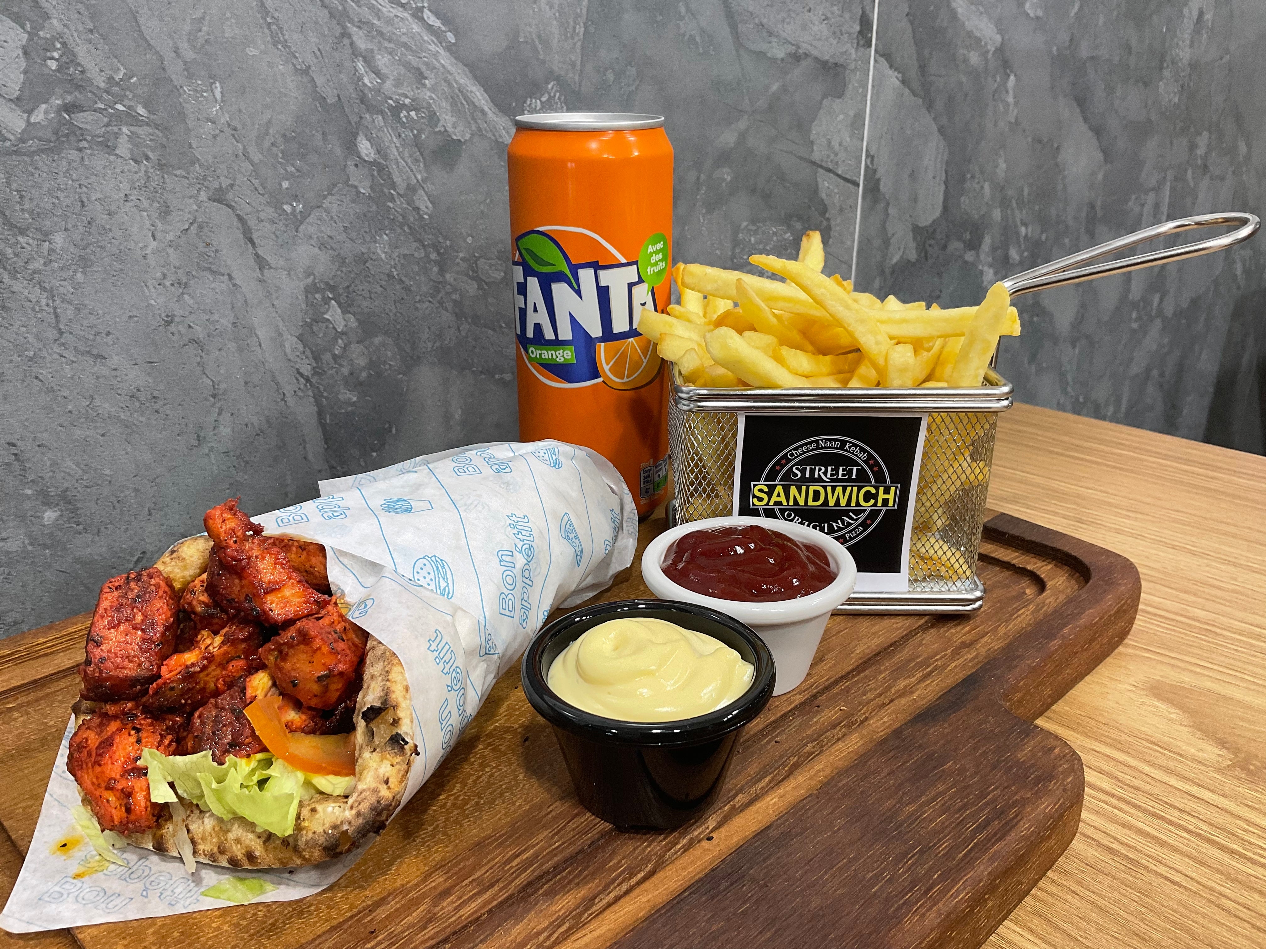 Menu cheese naan chicken tikka