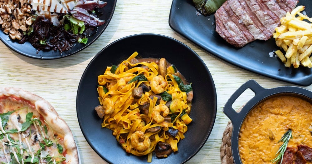 La Mafia se Sienta a la Mesa entrega desde Almenara Madrid Pide comida con Deliveroo La Mafia se Sienta a la Mesa entrega desde Almenara Madrid Pide comida con Deliveroo