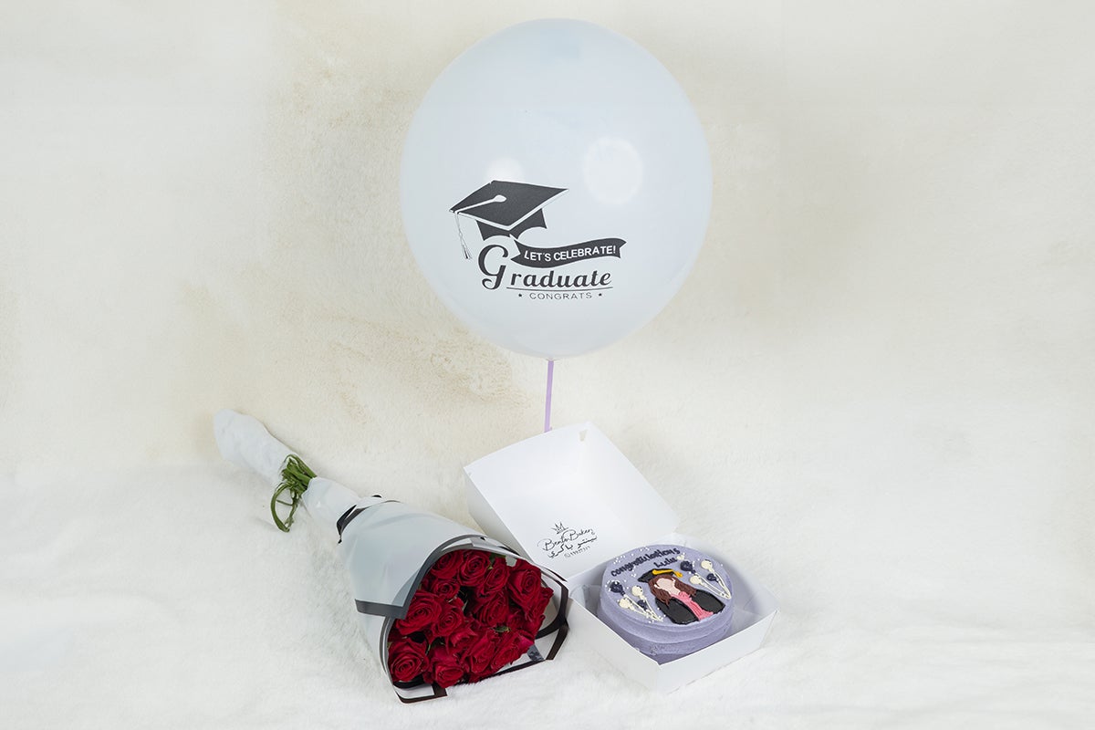 Congrats Lulu Cake With Flowers Balloon