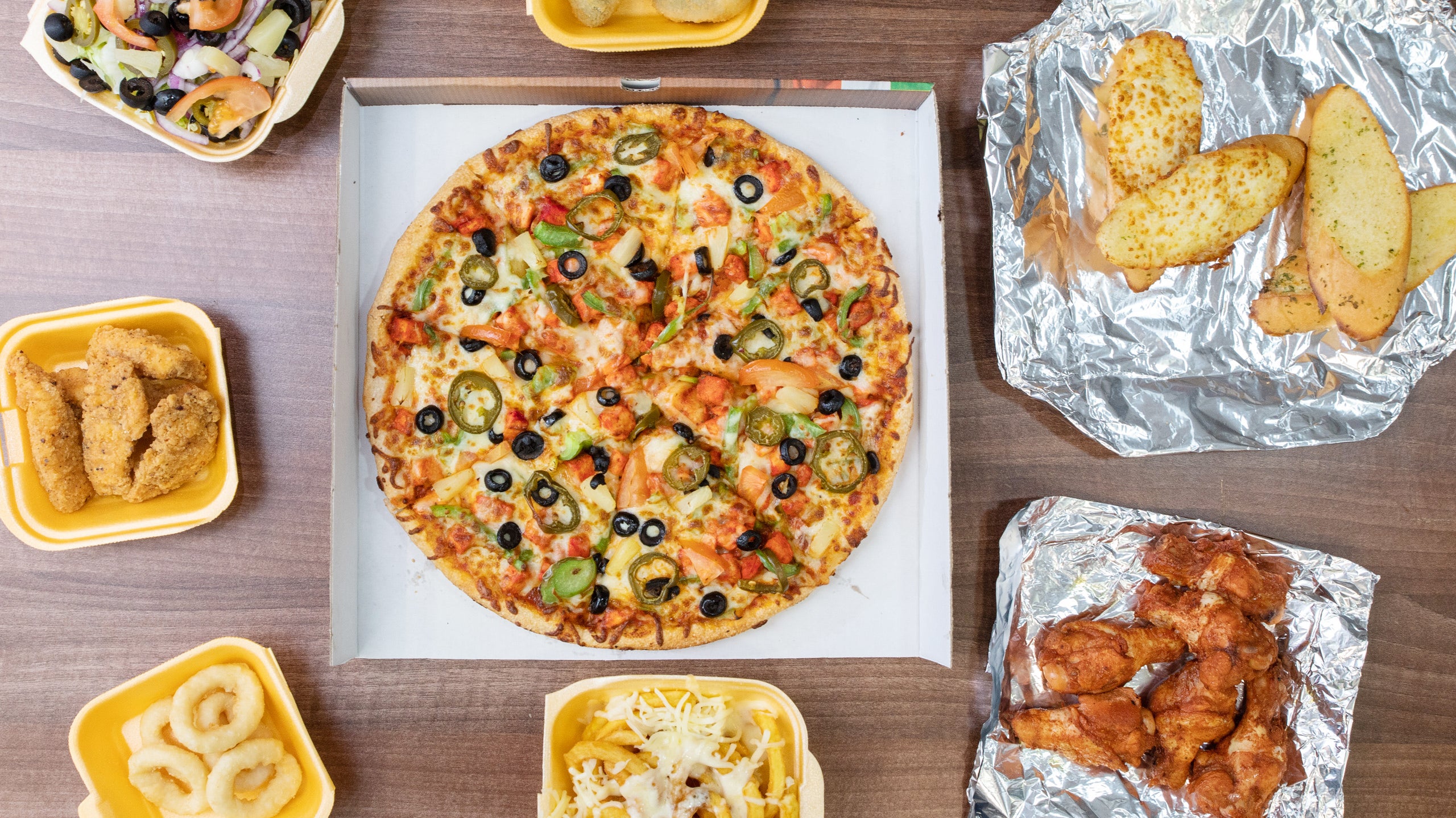 Selekt Pizza Inn High Road delivery from Wembley Order with Deliveroo