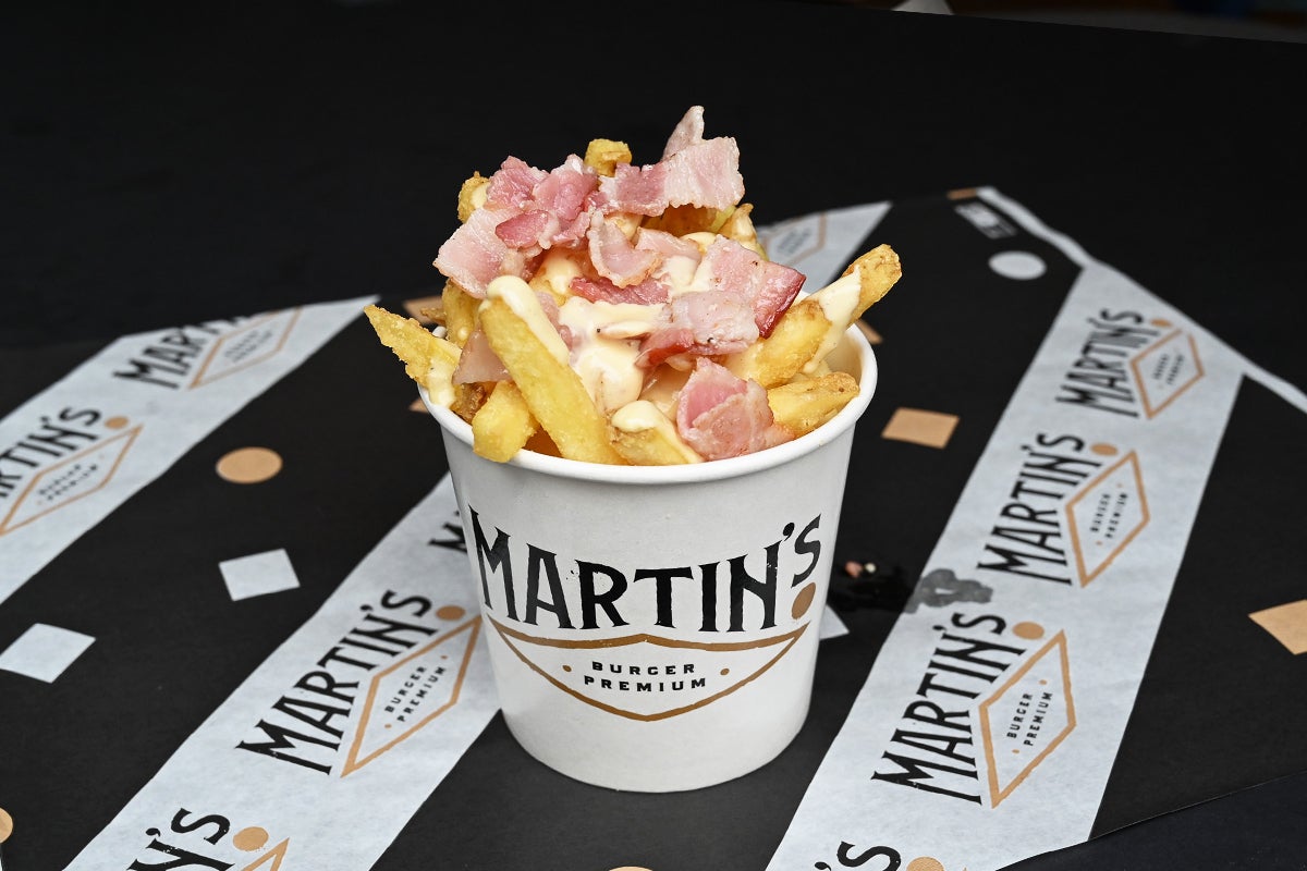 🍟 Frites fromagère et poitrine de cochon grillée 🧀 🥓