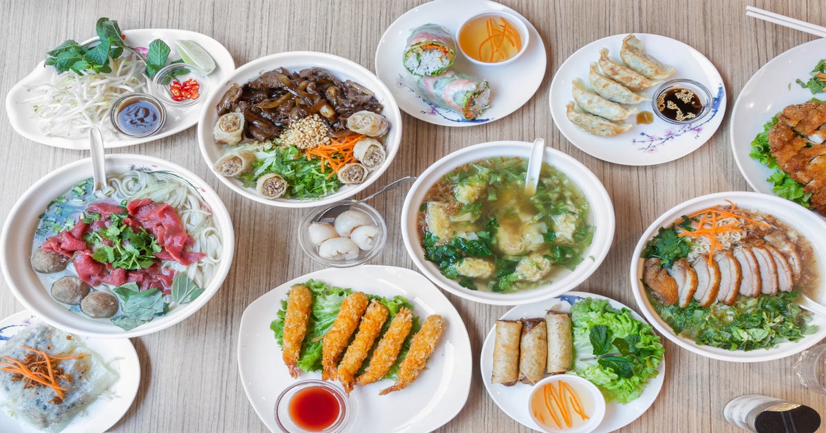 Mi Banh Mi - Tin Tin Food Hall delivery from Chinese Quarter - Order ...